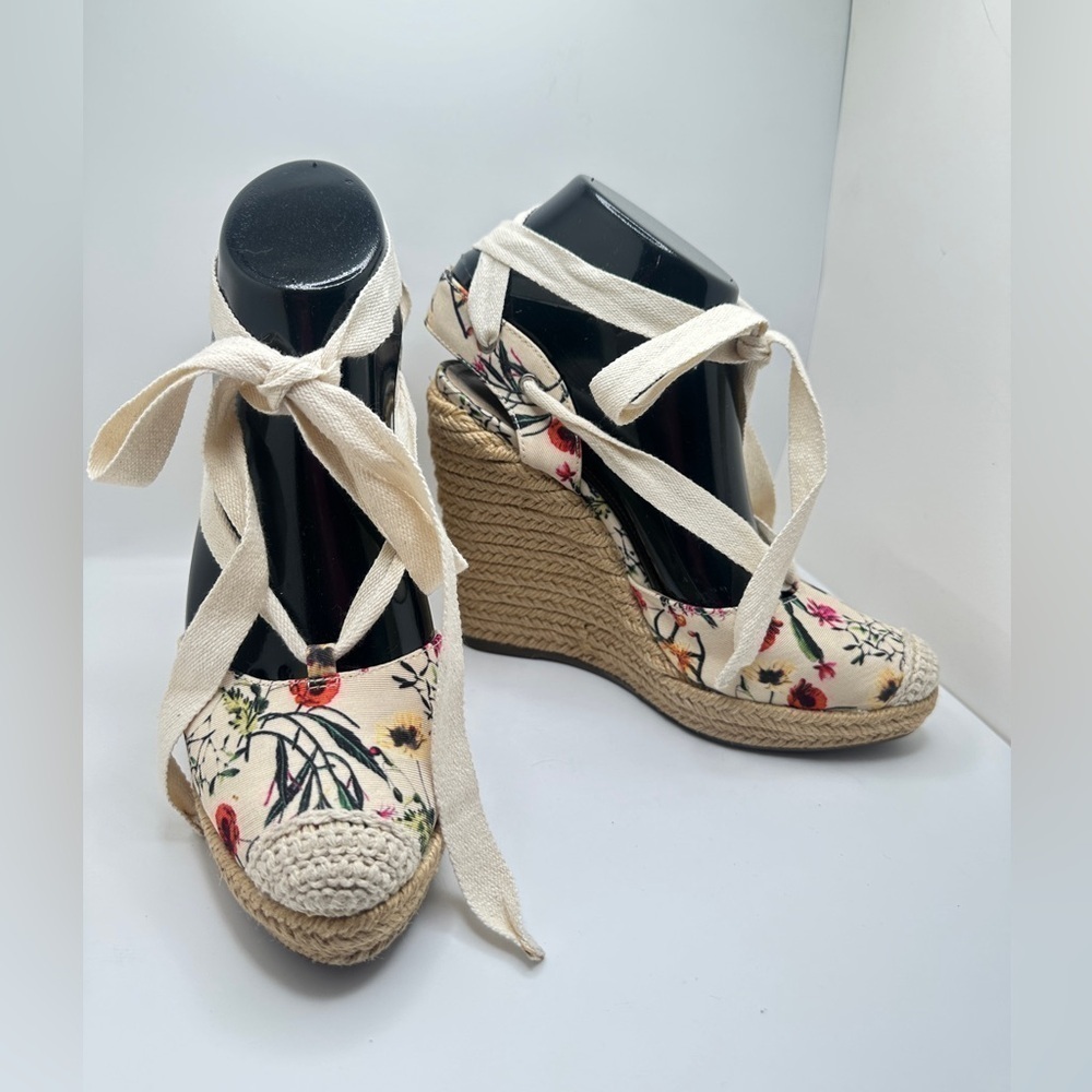 Schutz Multi Floral Tie Up Ankle Wrap Rounded Espadrille Wedge Sz 5.5/EUR 36